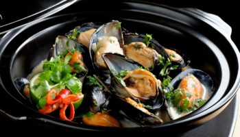 Mussels With Lemongrass
